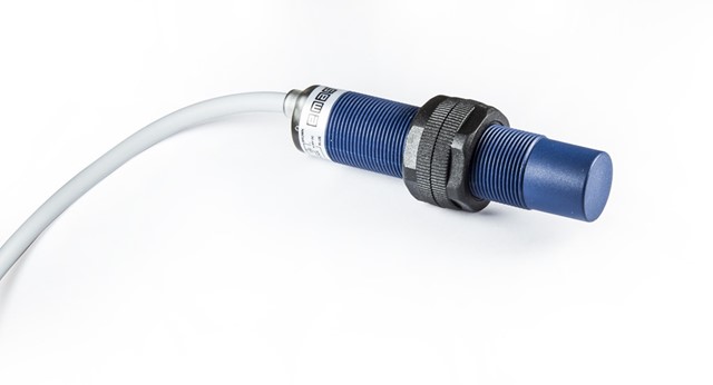 Plastic Nonflush NPN-NO 2-10mm 2m Cable M18 Capacitive Sensor